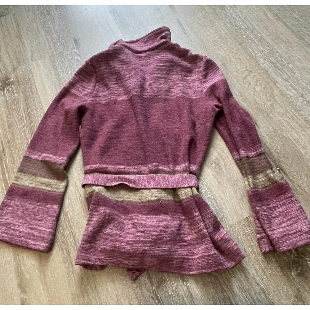 Vintage Women's Red Eye Collar V-neck Raspberry Pink Purple Long Sleeve Shirt